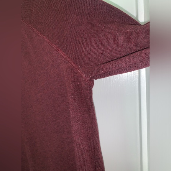 Merona Women’s Maroon Purple Soft Long Sleeve Top Sweatshirt - Size Small - Picture 8 of 12